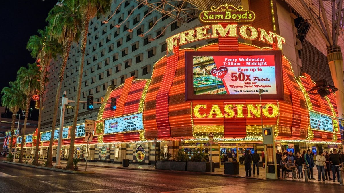 Super Bowl Fans Can Visit These Las Vegas Mob Sites Super Bowl Fans Can Visit These Las Vegas Mob Sites