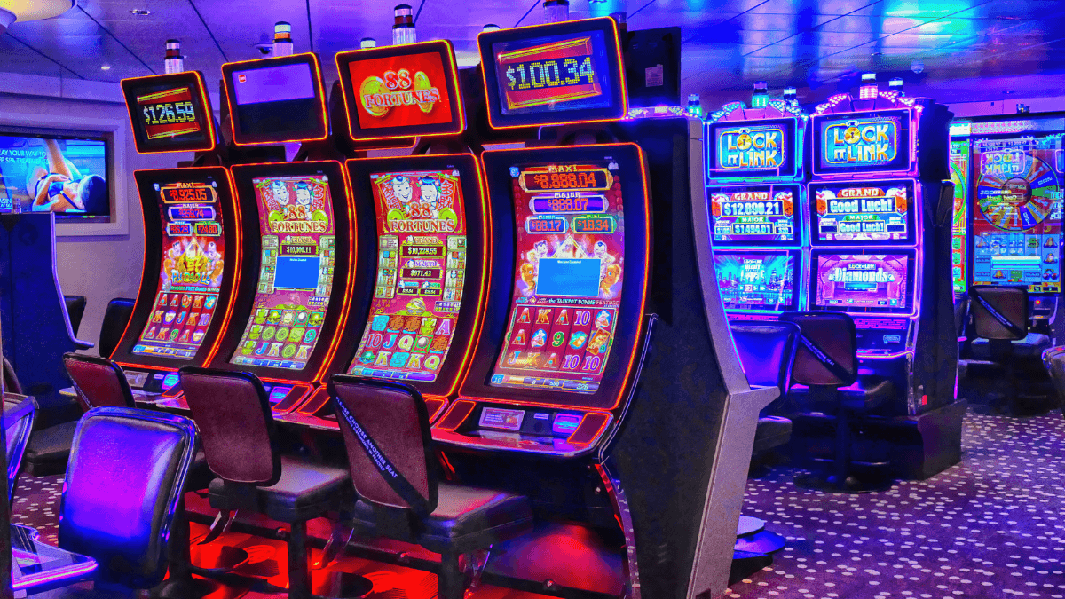 Skill Games Get the Blame as Hollywood Casino Removes 169 Slots Skill Games Get the Blame as Hollywood Casino Removes 169 Slots
