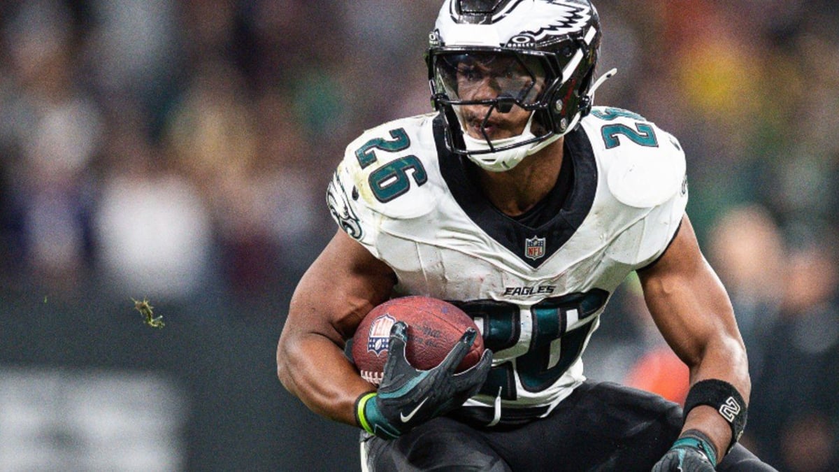 WATCH: NFL Top Fantasy Picks, Super Bowl Predictions WATCH: NFL Top Fantasy Picks, Super Bowl Predictions