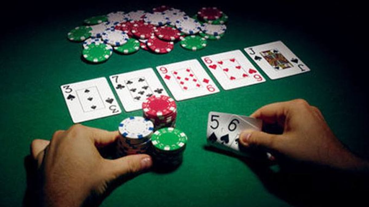 Poker Mythes Vermijden en je Eigen Stijl Vinden Poker Mythes Vermijden en je Eigen Stijl Vinden