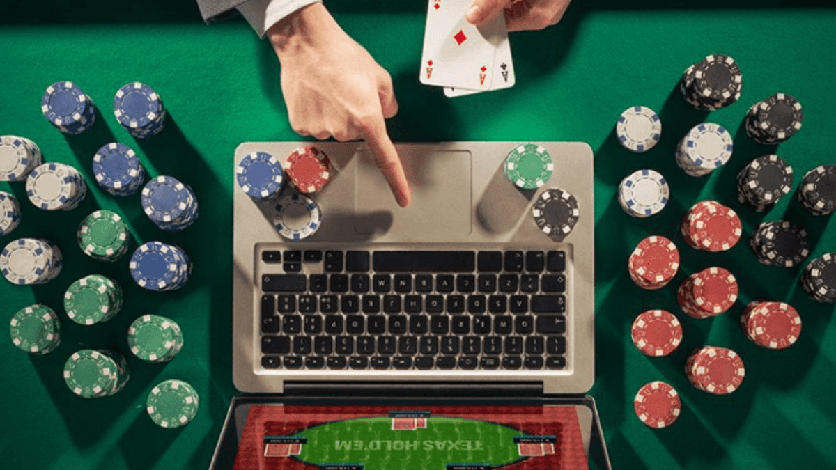 4 Reasons Millennials Should Try Online Poker 4 Reasons Millennials Should Try Online Poker