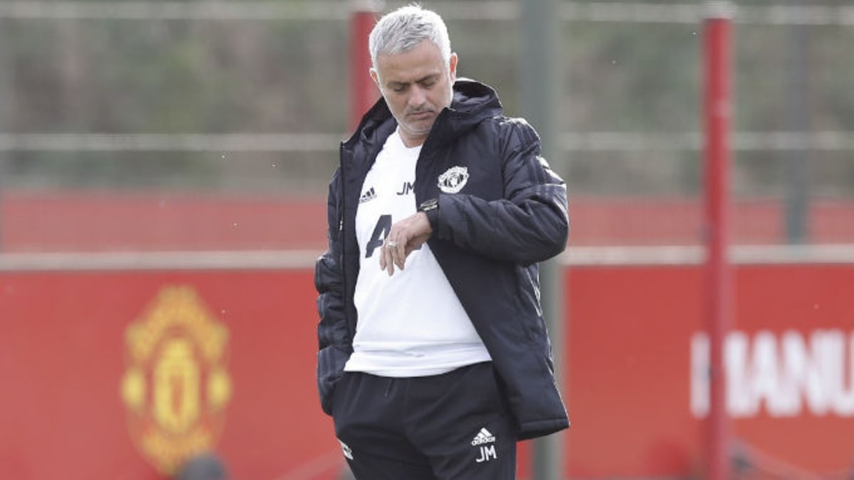 Mourinho No Longer Favourite in the Premier League Sack Race Mourinho No Longer Favourite in the Premier League Sack Race