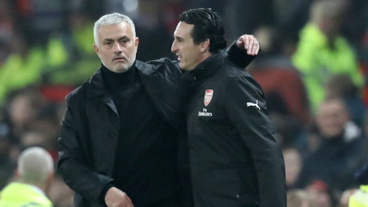 Should Arsenal Take A Leaf Out Of Tottenham’s Book? Should Arsenal Take A Leaf Out Of Tottenham’s Book?