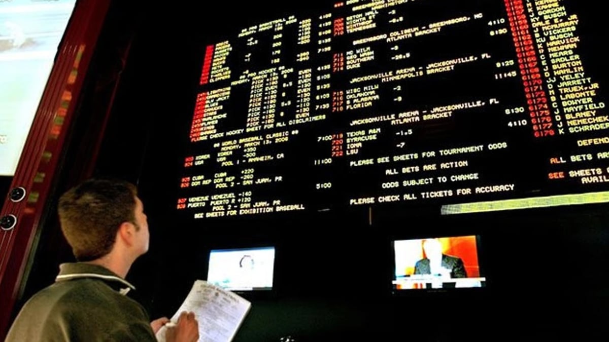 Arbitrage Betting Explained: How Arbing Works Arbitrage Betting Explained: How Arbing Works