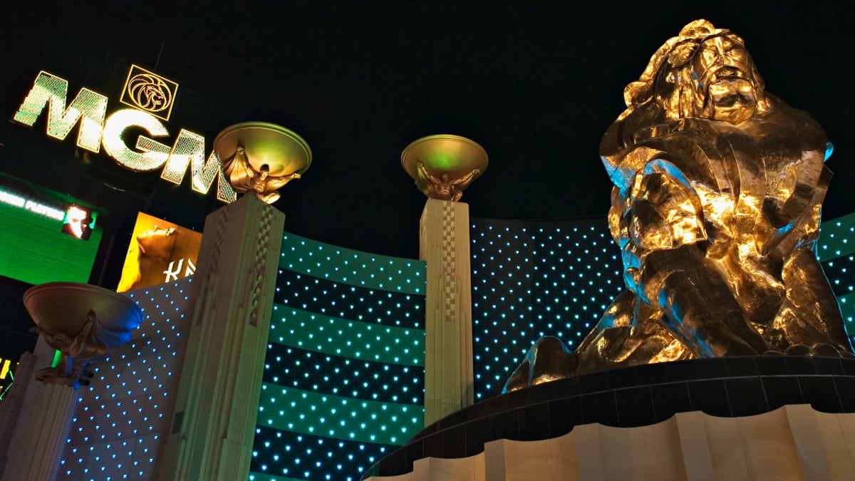 Casino News Roundup: MGM Grand Buffet Closes & FanDuel Enters Prediction Markets Casino News Roundup: MGM Grand Buffet Closes & FanDuel Enters Prediction Markets