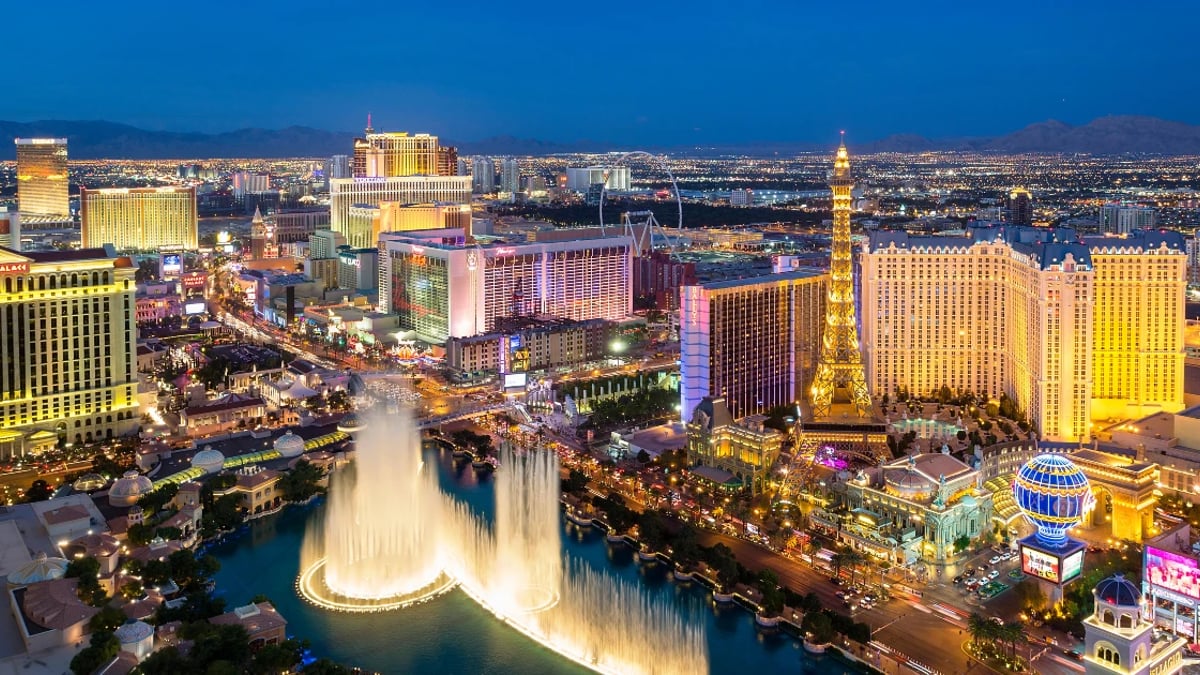 Las Vegas Visitors Down But Gaming Revenue Sees Marginal Gains Las Vegas Visitors Down But Gaming Revenue Sees Marginal Gains