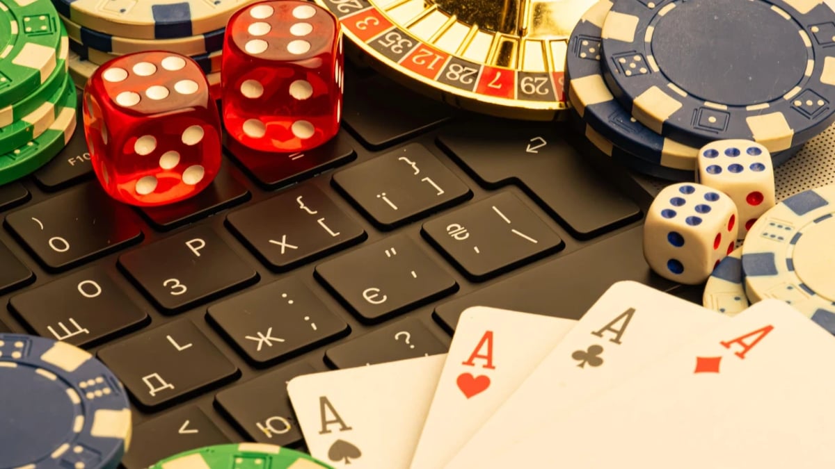 Casino News Roundup: Caesars Buyout Under Regulatory Review As Golden Knights Lose Home Ice Casino News Roundup: Caesars Buyout Under Regulatory Review As Golden Knights Lose Home Ice