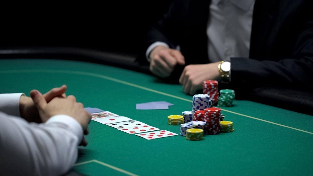 Unlicensed Firms Set to Overtake Licensed Operators in UK Gambling Ad Spend Unlicensed Firms Set to Overtake Licensed Operators in UK Gambling Ad Spend