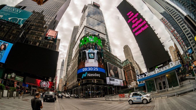 Three Online Sportsbooks Top $1 Billion Each in New York Three Online Sportsbooks Top $1 Billion Each in New York