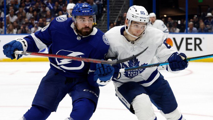 Here’s How To Bet NHL Games This Weekend, As Canadian Teams Take The Ice Here’s How To Bet NHL Games This Weekend, As Canadian Teams Take The Ice