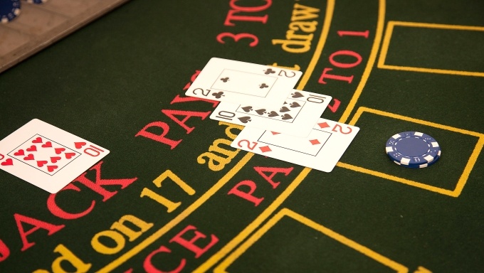 Blackjack Regeln & Kartenwert einfach erklärt - Schritt für Schritt Blackjack Regeln & Kartenwert einfach erklärt - Schritt für Schritt