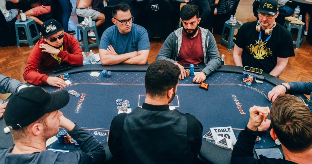 10 Common Mistakes Made In Texas Hold'em Poker You Need To Avoid 10 Common Mistakes Made In Texas Hold'em Poker You Need To Avoid