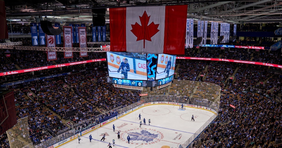 Leafs Wake Up Favourites Going Into Series With Panthers Leafs Wake Up Favourites Going Into Series With Panthers