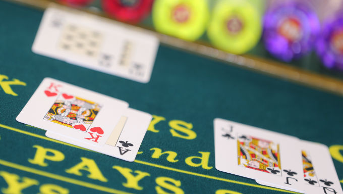 Blackjack strategi: Forklaring på dobling og splitting Blackjack strategi: Forklaring på dobling og splitting