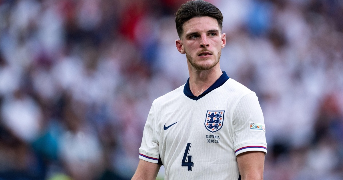 Emmanuel Petit: I Don't Recognise Declan Rice When He Plays For England Emmanuel Petit: I Don't Recognise Declan Rice When He Plays For England