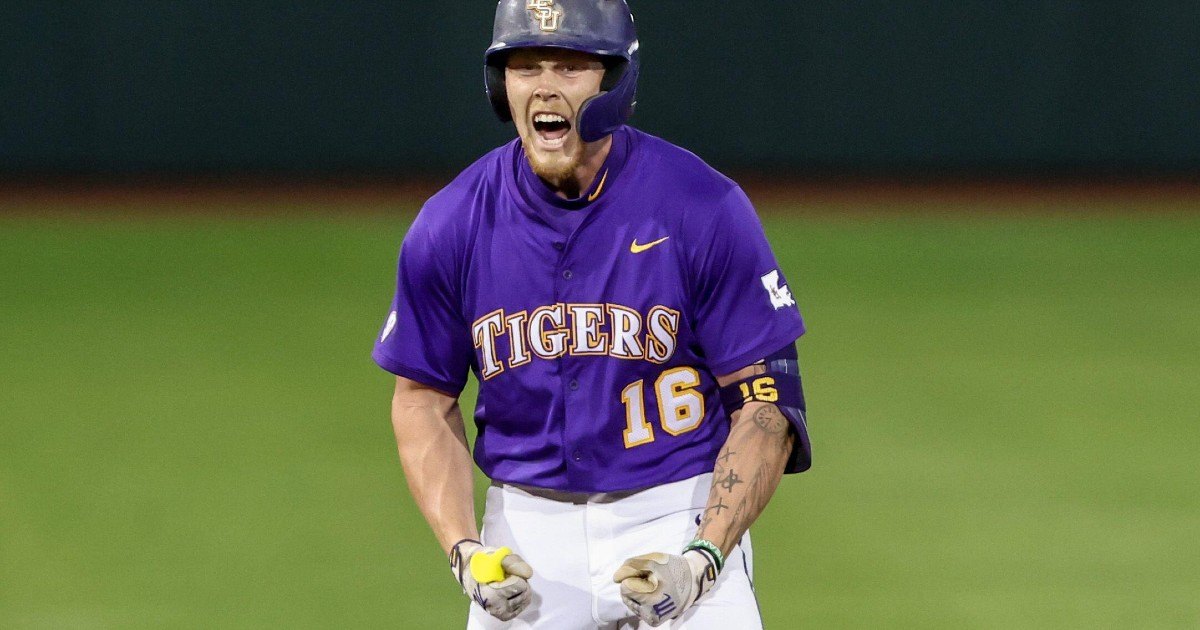 LSU, Coastal Carolina Square Off In College World Series LSU, Coastal Carolina Square Off In College World Series