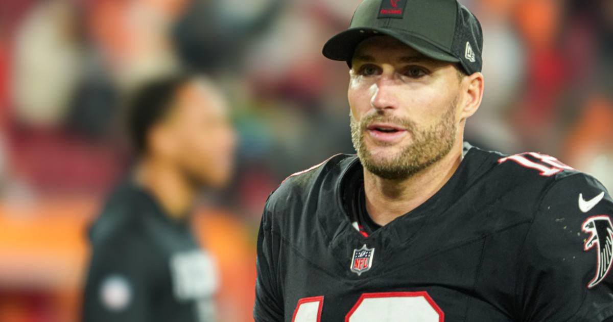 NFL News: Las Vegas In Spotlight With QB Signing, 2029 Super Bowl NFL News: Las Vegas In Spotlight With QB Signing, 2029 Super Bowl