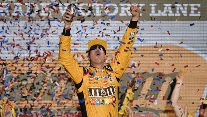 SLIPS: NASCAR, College Football Heavies Rule Weekend SLIPS: NASCAR, College Football Heavies Rule Weekend