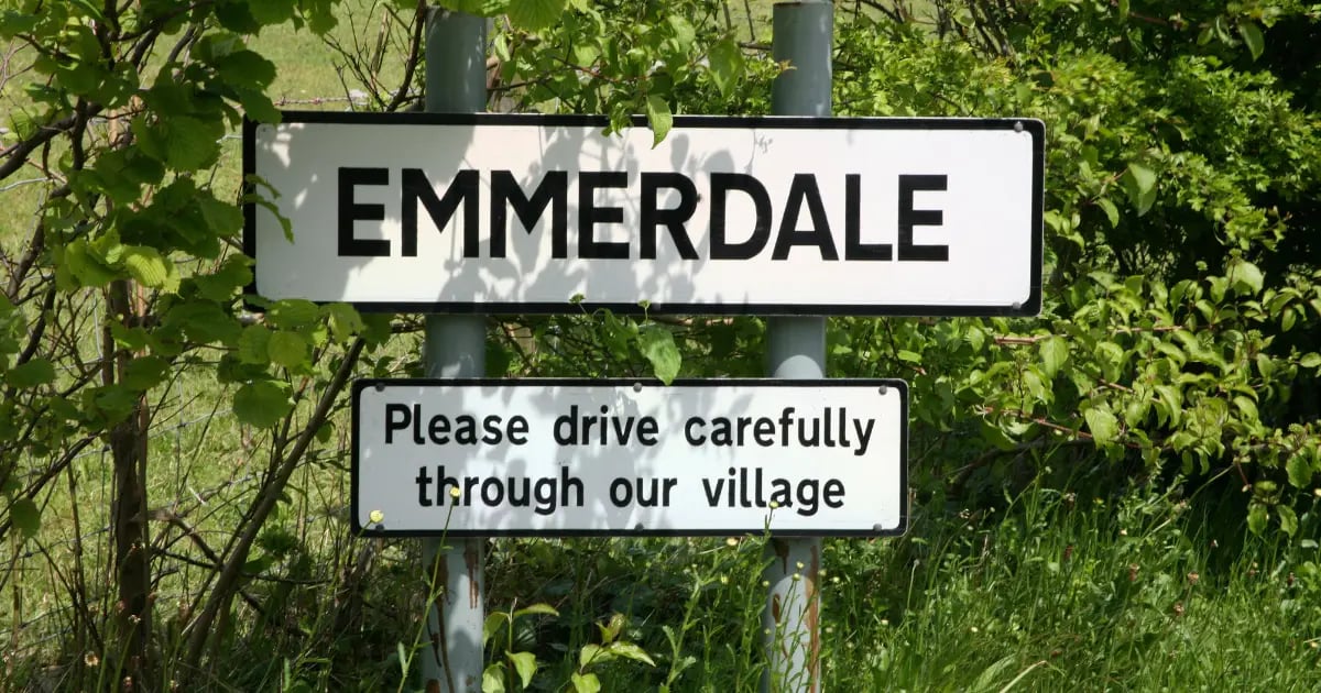 Emmerdale Odds: Robert Sugden New Favourite To Bump Off Half-Brother John Emmerdale Odds: Robert Sugden New Favourite To Bump Off Half-Brother John