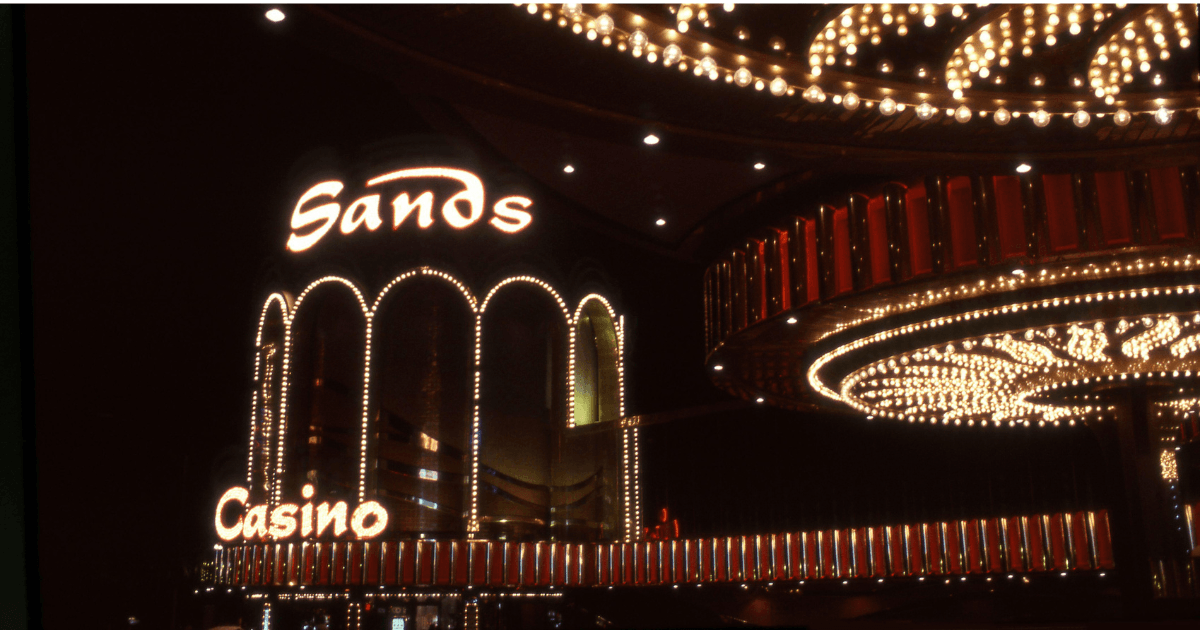 Casino News Roundup: Las Vegas Sands Downgraded & Nevada Revenue Stays Flat Casino News Roundup: Las Vegas Sands Downgraded & Nevada Revenue Stays Flat