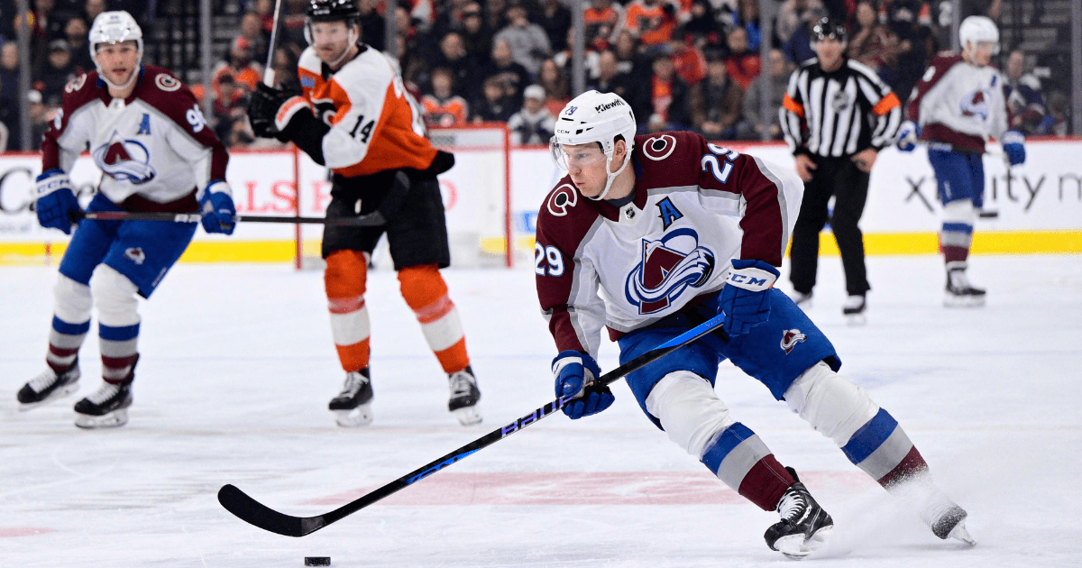 Nathan MacKinnon Colorado Avalanche