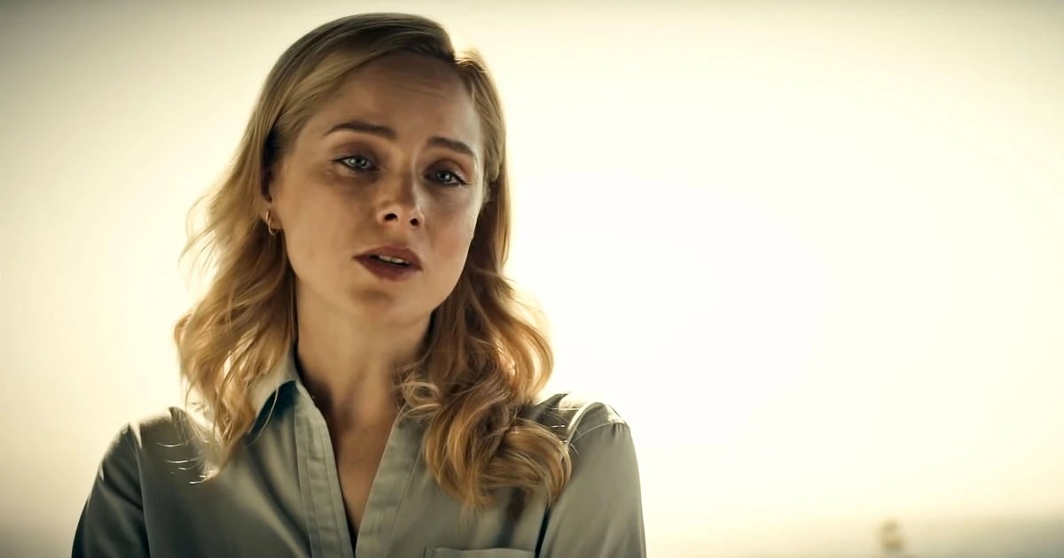 James Bond Odds: Sophie Rundle And Emma Mackey Frontrunners For Moneypenny Role James Bond Odds: Sophie Rundle And Emma Mackey Frontrunners For Moneypenny Role