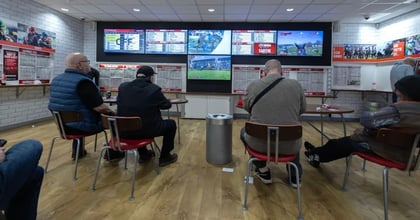 UK Public Distrusts Gambling Firms, Wants Fewer Shops