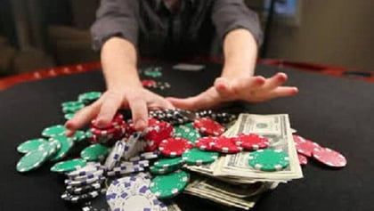 When Should You Go All In at Poker?