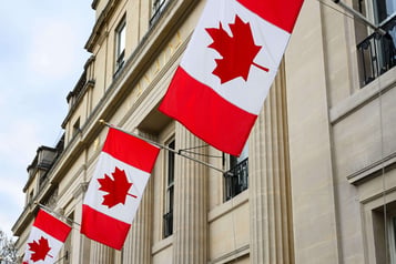 Canada's Online Gambling Puzzle: Revenue Climbs To Record Highs While Fewer Canadians Gamble