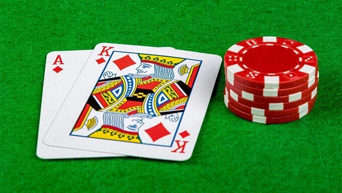 Tabelle Blackjack – Strategia di Base e Avanzata