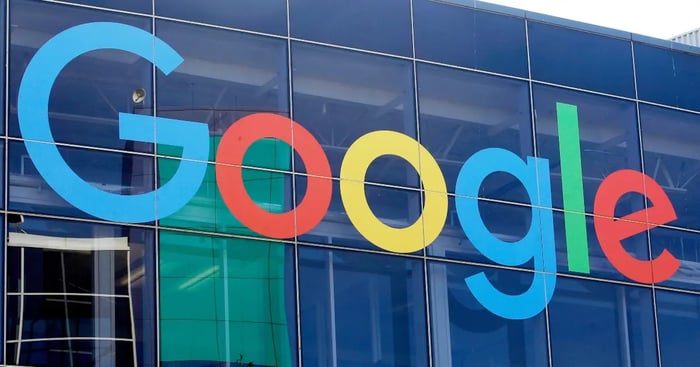 Google Opens YouTube Masthead To Gambling Ads