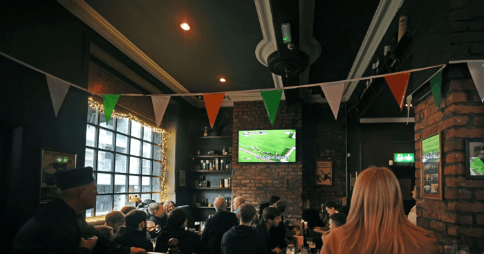 Irish TDs Push Back On Gambling Regulator's Crackdown On Betting In Pubs