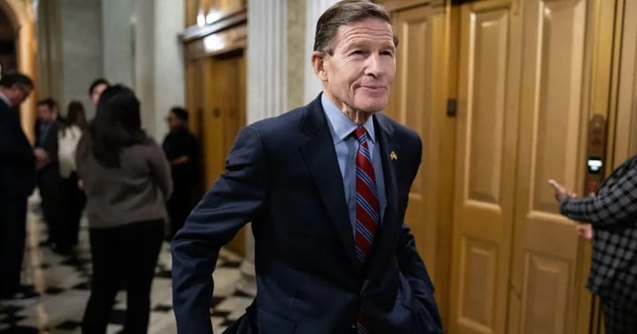 Blumenthal Demands FanDuel Hand Over VIP Videos